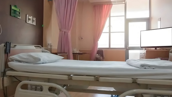 落户深圳外服_董璇失去的口碑，竟然被自己9岁的女儿挽回了 的问怎么以及建设题