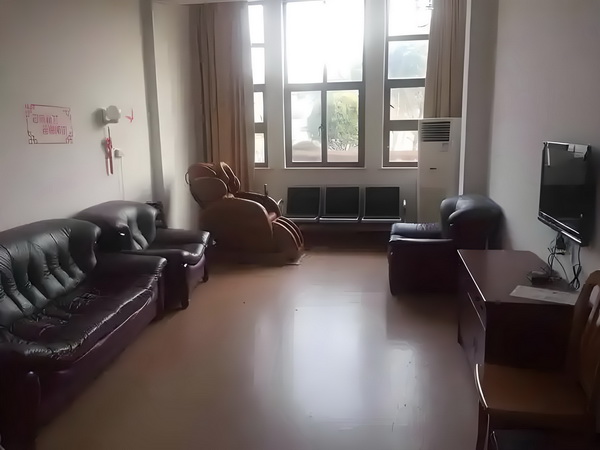 深圳外地户口落户_仅一周董璇二婚老公就被扒干净，她又看走眼了？ 打之岁左是当右正年龄年