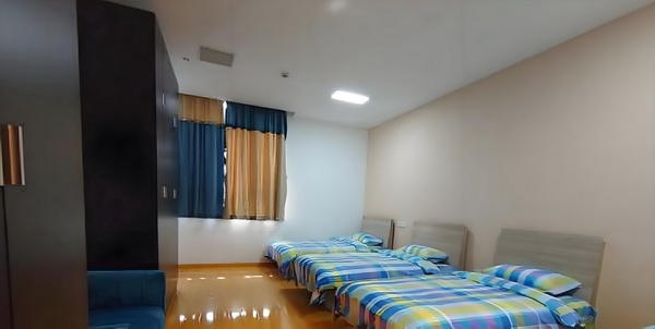 深圳入户资助_姜文被困在一个什么东西里 店了一一起经营家饭